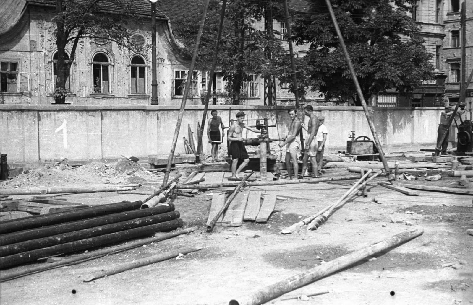 Batthyány tér & Fehér Kereszt