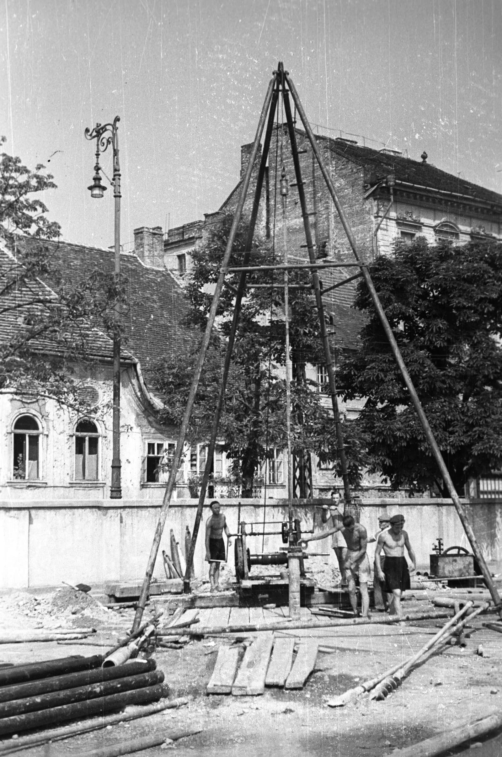 Batthyány tér & Fehér Kereszt
