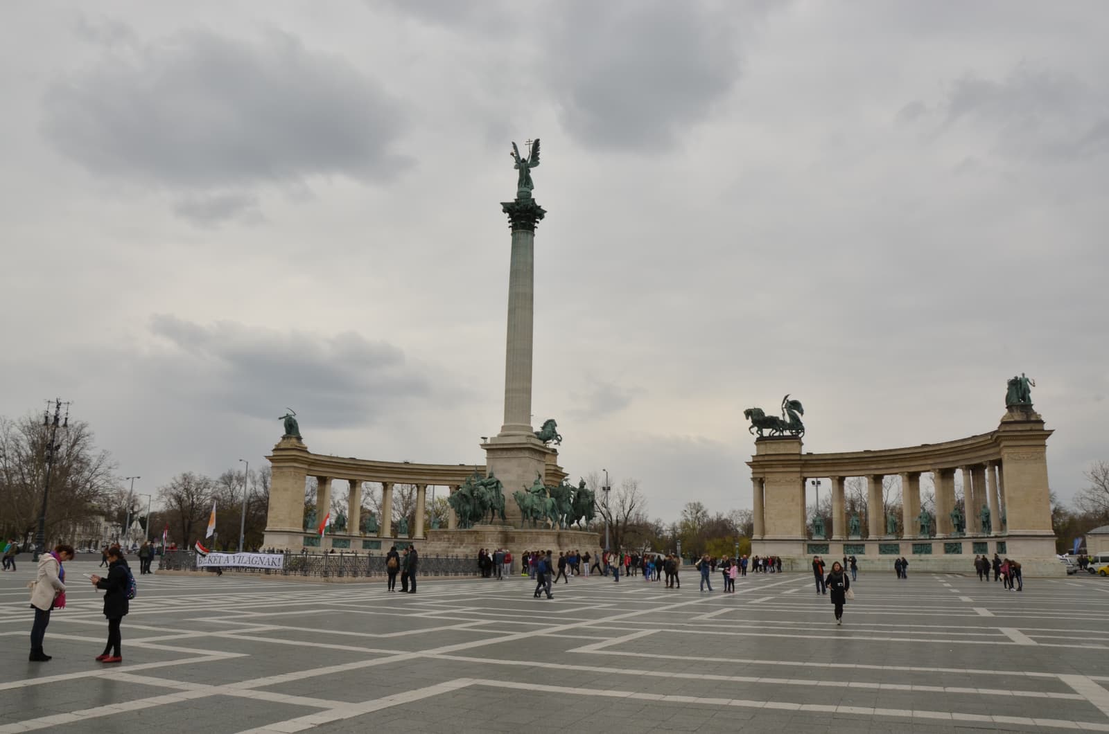 Hősök tere (Heroes' Square)